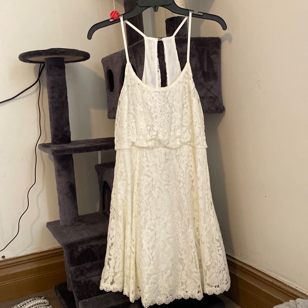All about the Lace Little White Dress Size Medium